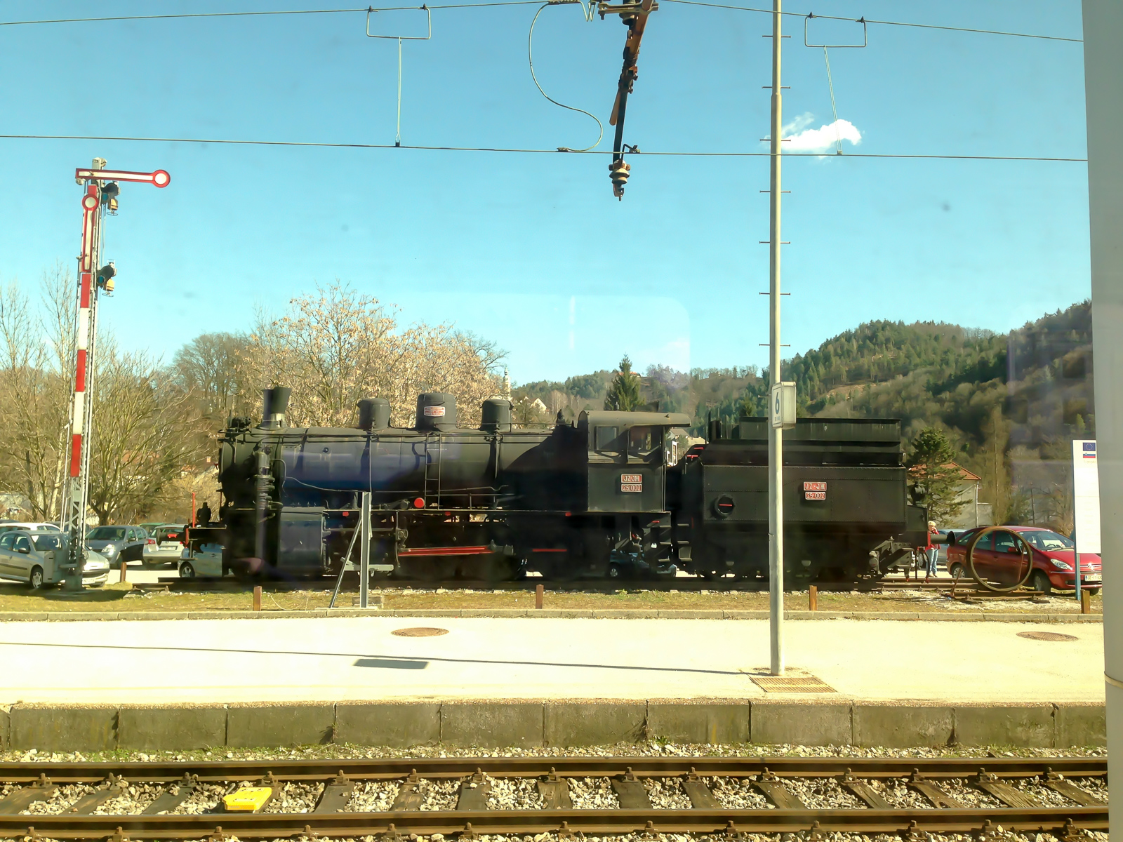 Auf dem Bahnhof in Celje