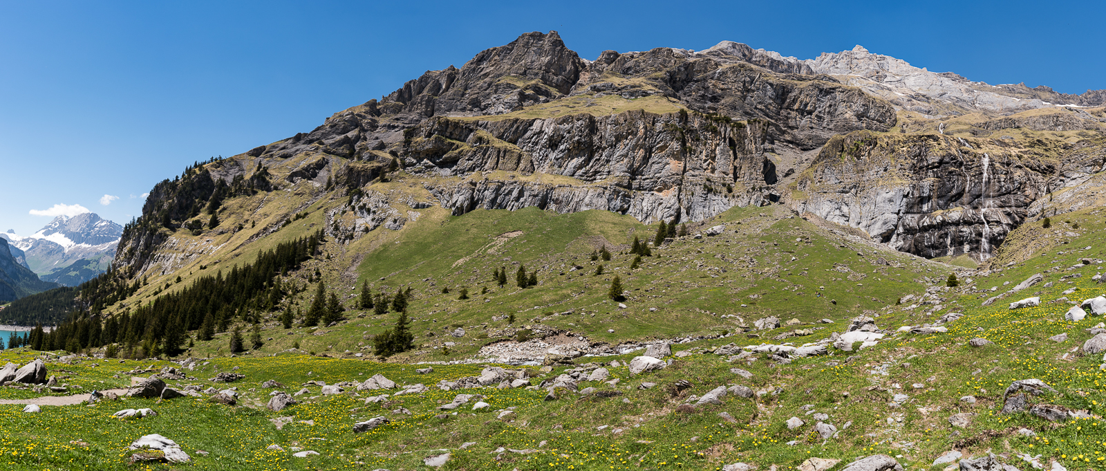 Am Oeschinensee