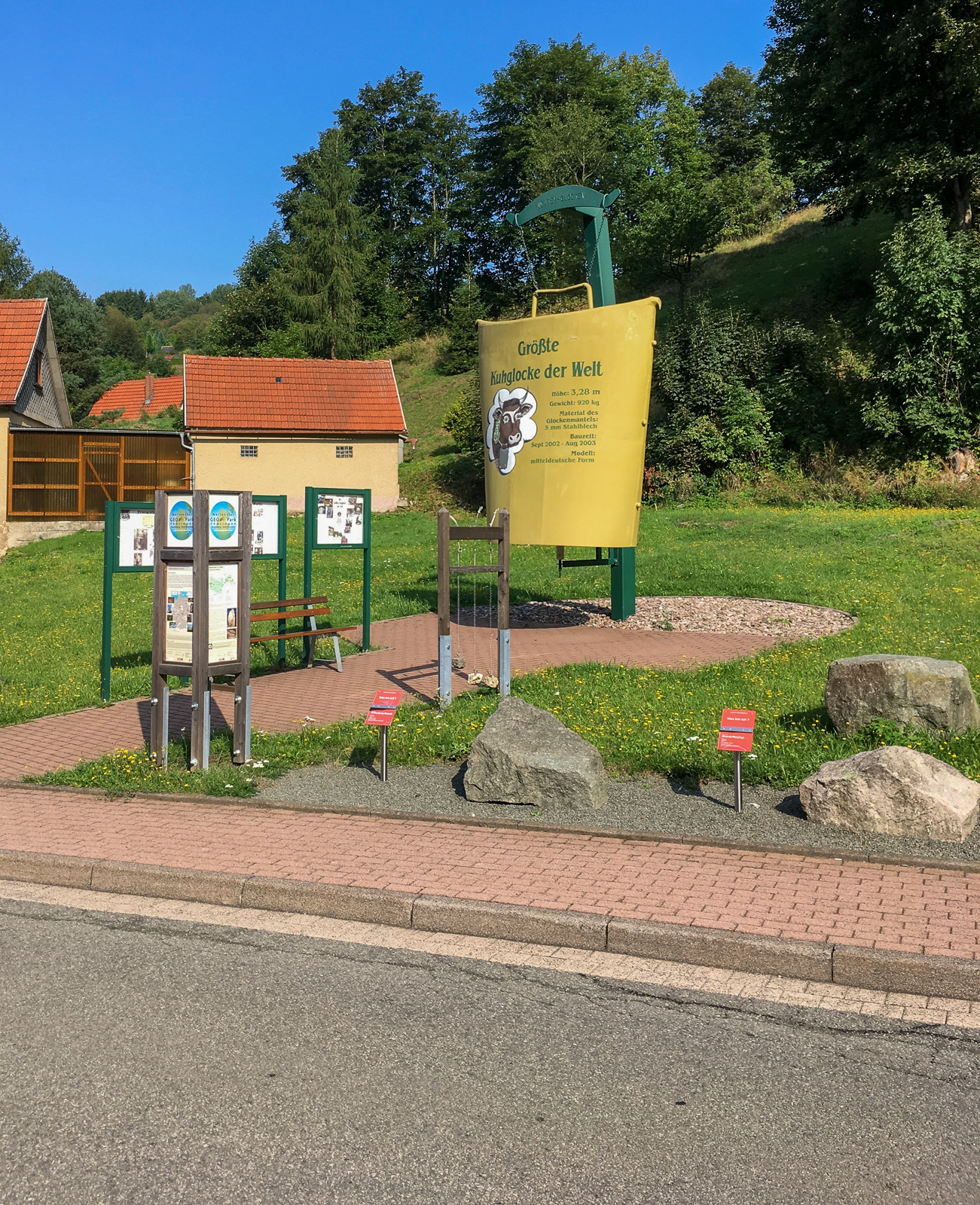 Die grösste Kuhglocke der Welt in Kleinschmalkalden