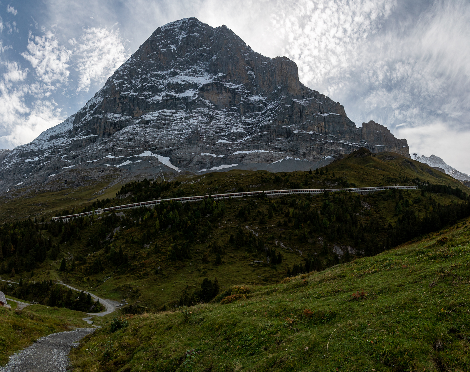 Die Eiger-Nordwand – wer findet die Tunnelstation der Jungfraubahn?