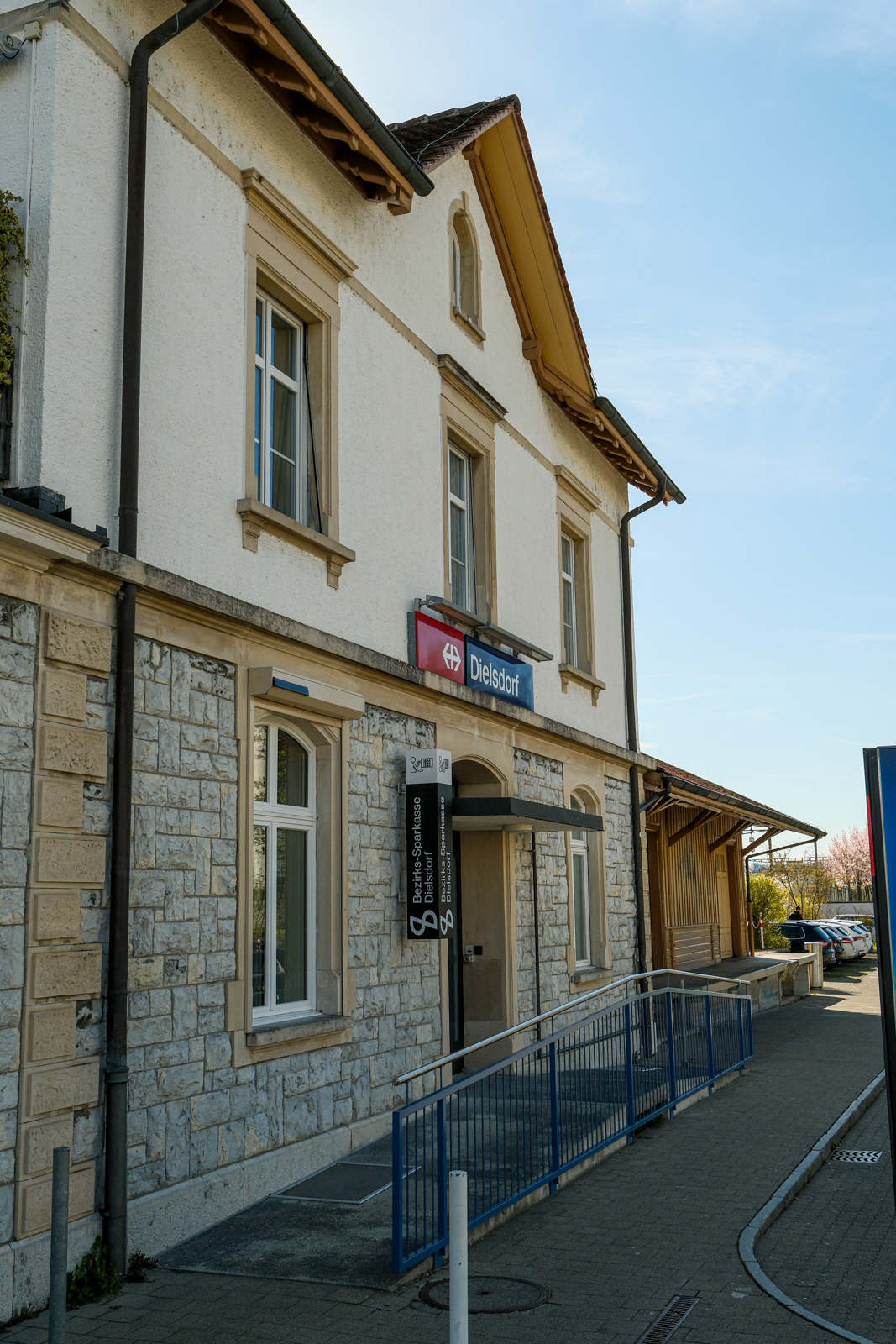 Dielsdorf - der Start des Jura-Höhenweges